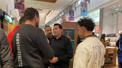 وزير الشباب والرياضة يتفقد ترويج اتحاد YLY لماراثون زايد الخيري