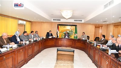 محافظ الفيوم يناقش مقترح الخطة الاستثمارية للعام المالي 2026/2027 