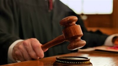 قانون الإجراءات الجنائية يمنح النائب العام وقاضي التحقيق سلطة منع السفر