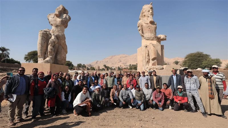 وزير الأثار والمرممين