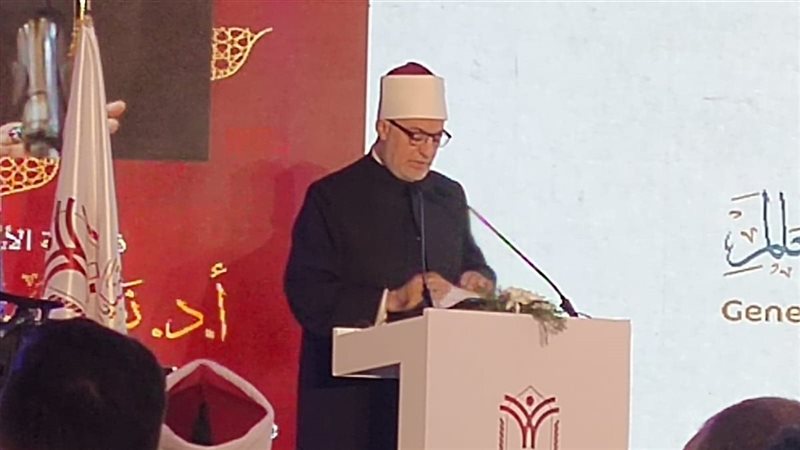 الدكتور نطير عياد