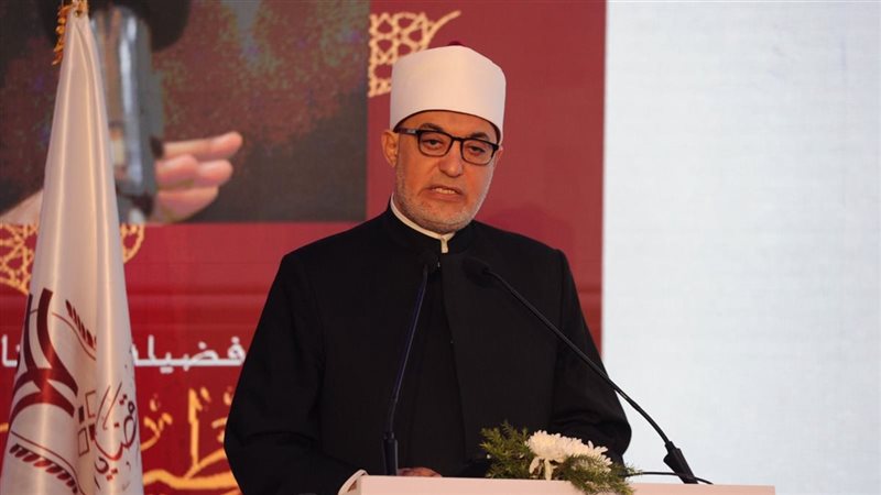  الدكتور نظير عياد