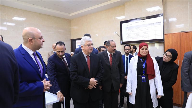 وزير التعليم العالى