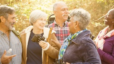 حقيقة أم مزحة.. الصحة تصنف مواليد الثمانينات من كبار السن