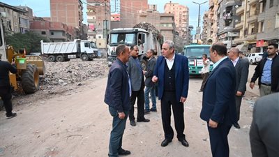 محافظ الغربية يتفقد شارع الترعة للمرة الثالثة ويشدد على استمرارية رفع المخلفات