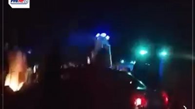 انتشال 4 أشخاص بينهم طفلة في حادث انقلاب سيارة ميكروباص بقنا