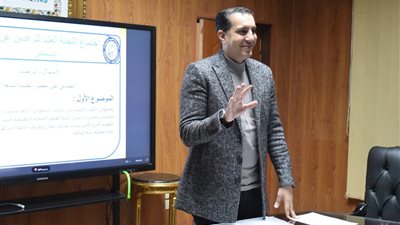 دعم الطلاب الوافدين والتعلم المدمج في صدارة أولويات جامعة بني سويف