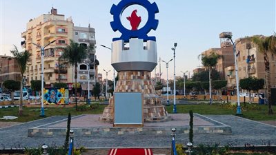 محافظ السويس يفتتح ميدان أحمد حلمي بدر بحي الجناين بعد تطويره