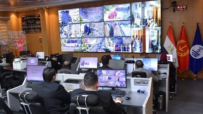 محافظ بورسعيد يترأس غرفة عمليات الشبكة الوطنية الموحدة للطوارئ لمتابعة التصويت