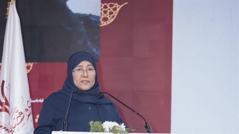  الدكتورة عائشة المناعي