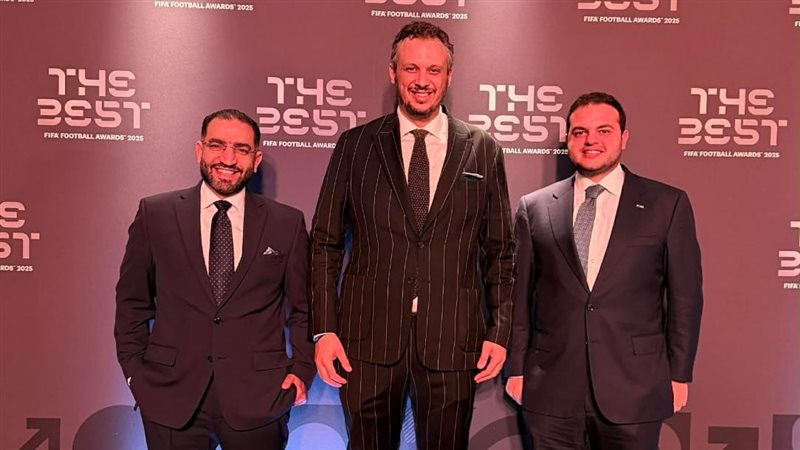 طارق أبو العينين