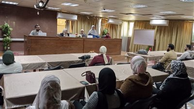 تدريب أطباء الأسنان ببني سويف على تأثير الأمراض المزمنة على الوجه والفكين