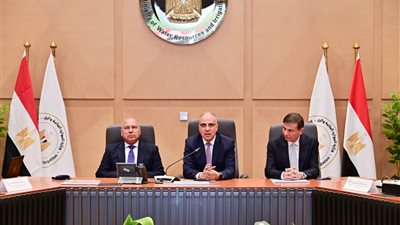 الدولة تكثف استخدام أنظمة الري الحديث لمواجهة مشاكل الأراضي الرملية