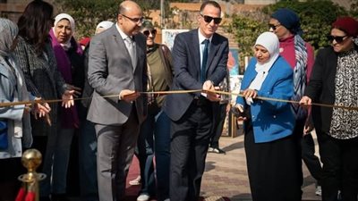 افتتاح معرض ملتقى الفنون والحرف اليدوية الأول بجامعة الأهرام الكندية