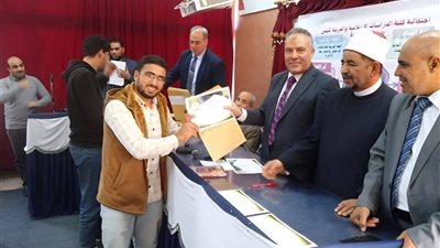 الأزهر يشدد على دور العربية في الحفاظ على الهوية والارتباط بالقرآن الكريم