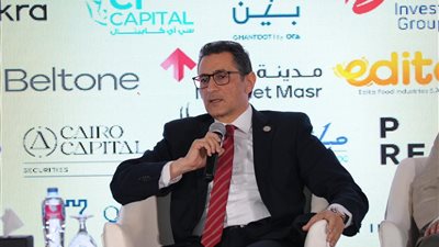 أحمد عبد الحافظ: ضعف الثقافة المالية وتراجع الادخار يحدّان من تمويل المشروعات