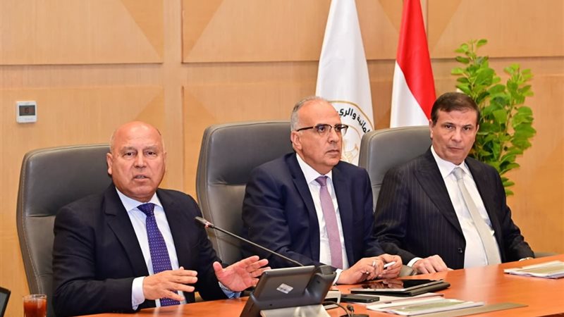 وزراء الري والنقل