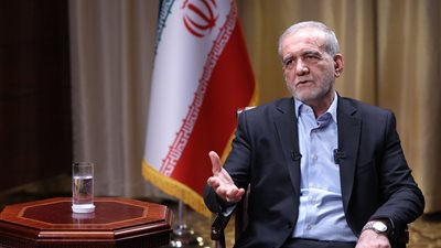 الرئيس الإيراني: الولايات المتحدة تفرض شروطا مهينة للمحادثات