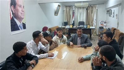 مديرية العمل بقنا تستقبل المتقدمين لبرامج تدريبية لربط المهارات بسوق العمل