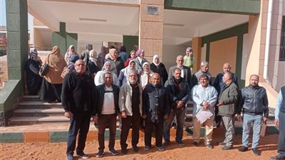 توافد الناخبين منذ الساعات الأولى للتصويت بدائرة كفر شكر القليوبية  