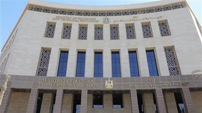 ساعة تكشف المستور..القصة الكاملة لواقعة مسؤول تعليم القليوبية بمساومة ولية أمر