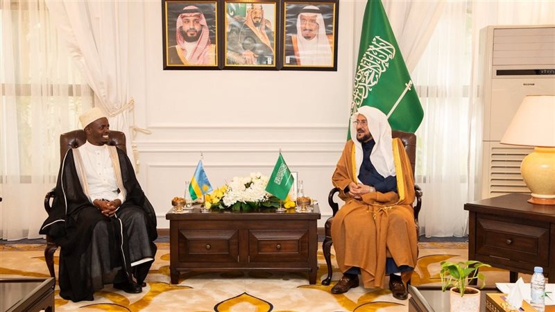 وزير الشؤون الإسلامية