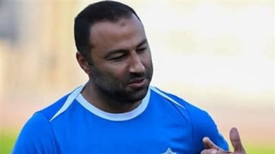 المدير الفني يعقد جلسة مع لاعبي الزمالك استعدادًا لمواجهة حرس الحدود
