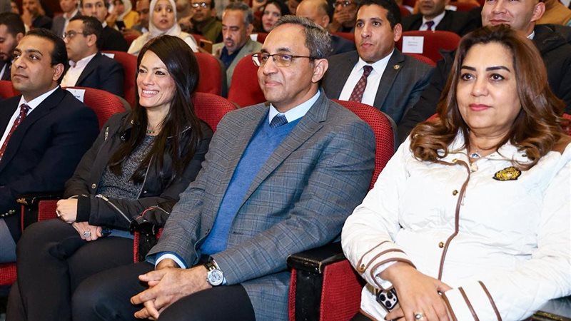 وزيرتا التخطيط والتنمية