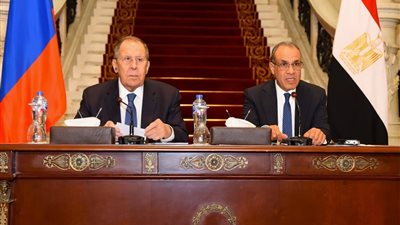  مشاورات سياسية بين وزيرى الخارجية المصري والروسي بالقاهرة