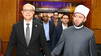 رئيس جامعة أسيوط يلتقي وزير الأوقاف لبحث التعاون في المجالات العلمية والثقافية