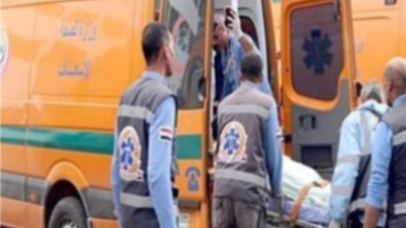 مصرع شخص وإصابة 3