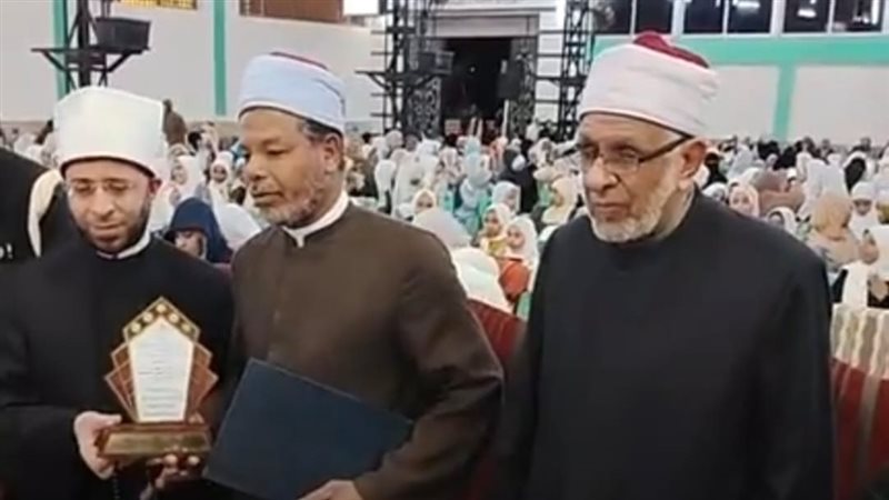 الدكتور أسامة الأزهري