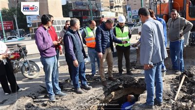 رئيس مياه الفيوم يتفقد أعمال إصلاح خط مياه الشرب بميدان المسلة
