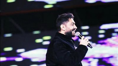 بعد  استئصال جزء من الكلية.. تامر حسني يتألق في حفله بقصر عابدين