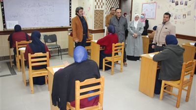انطلاق امتحانات النقل بالمعهد الفني للتمريض بتأمين صحي بنى سويف 