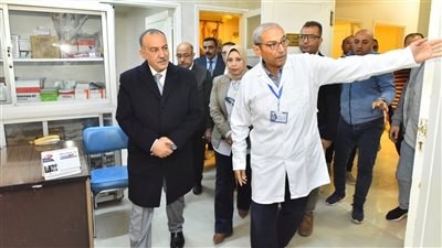 محافظ أسيوط يتفقد المركز التخصصي لعلاج الحروق بالمعلمين 