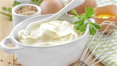 طريقة عمل الثومية السوري الأصلية.. «مش هتشتريها من برا تاني»