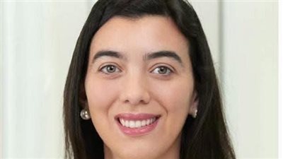القومي للمرأة يهنئ د نادين محمد حسني السعيد لفوزها بجائزة لوريال اليونسكو 