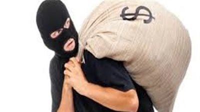 القبض على سائق قام بسرقة خزينه من مهندس كميائى فى بولاق الدكرور
