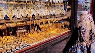 بكام دلوقتي؟.. تعرف على سعر الجنيه الذهب في مصر اليوم الخميس 1 يناير 2026