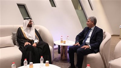 وزير الحج السعودي يزور الأهرامات والمتحف المصري الكبير ويعلق: المعالم مبهرة 