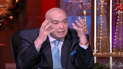 عماد الدين أديب: نحن بحاجة ألا يتحمل الرئيس وحده التفكير في إدارة البلاد