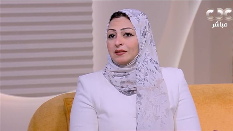 الدكتورة منى خليفة