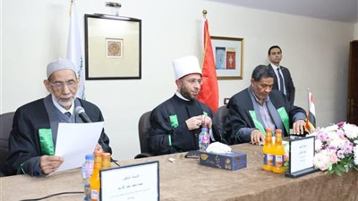 وزير الأوقاف يشارك في مناقشة رسالة ماجستير بالمعهد العالي للدراسات الإسلامية