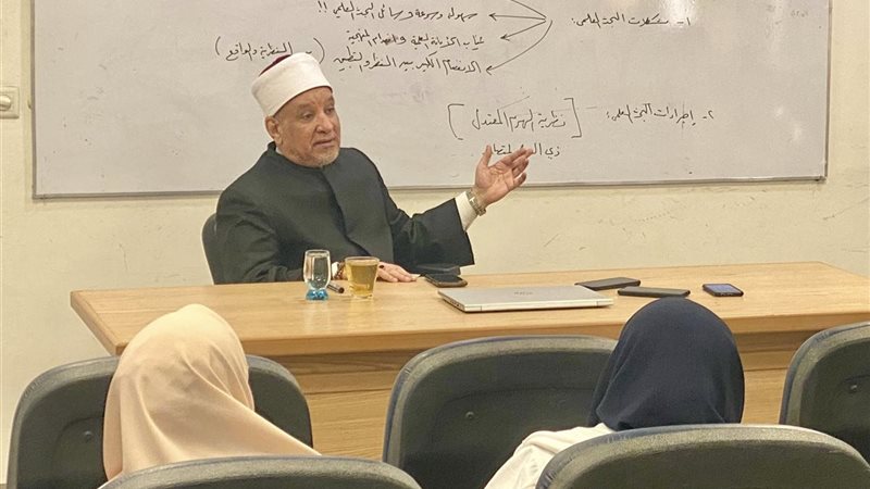 دكتور حسن الصغير،