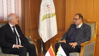 رئيس الهيئة القومية لسلامة الغذاء يستقبل السفيرالأسترالي لتعزيز التعاون 