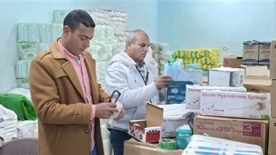 ضبط 50 جوال ردة و5280 قطعة مستحضرات تجميل مجهولة المصدر ببنى سويف 