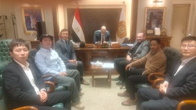 وزارة العمل تواصل تسهيل الإجراءات للمستثمرين لاستخراج تصاريح عمل الأجانب  