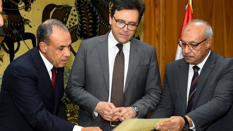 وزير الخارجية