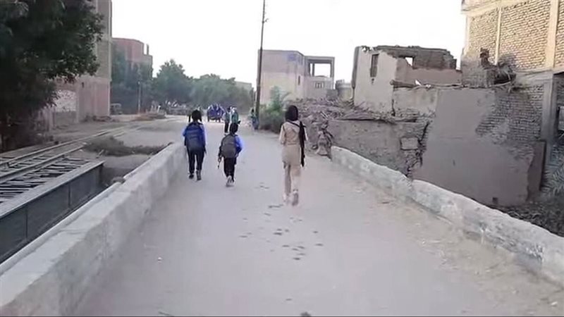 الصغار أثناء الذهاب